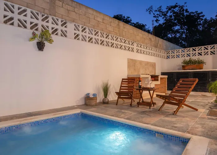 Casa Laura - - Private Townhome For 6 Guest - 3 Bedrooms - 5 Beds- Restaurant Walking Distance Apartamento