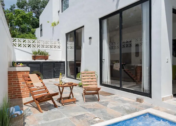 Apartamento Casa Laura - - Private Townhome For 6 Guest - 3 Bedrooms - 5 Beds- Restaurant Walking Distance
