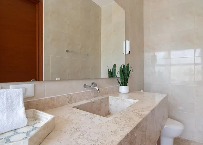 Apartamento Casa Laura - - Private Townhome For 6 Guest - 3 Bedrooms - 5 Beds- Restaurant Walking Distance Tulum