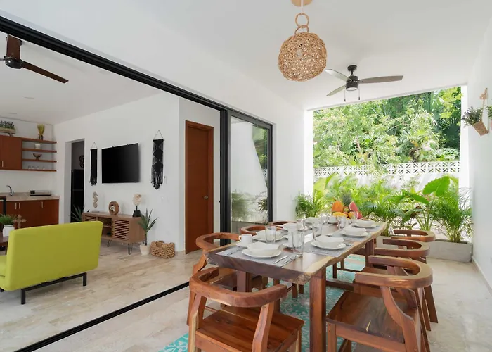 Apartamento Casa Laura - - Private Townhome For 6 Guest - 3 Bedrooms - 5 Beds- Restaurant Walking Distance