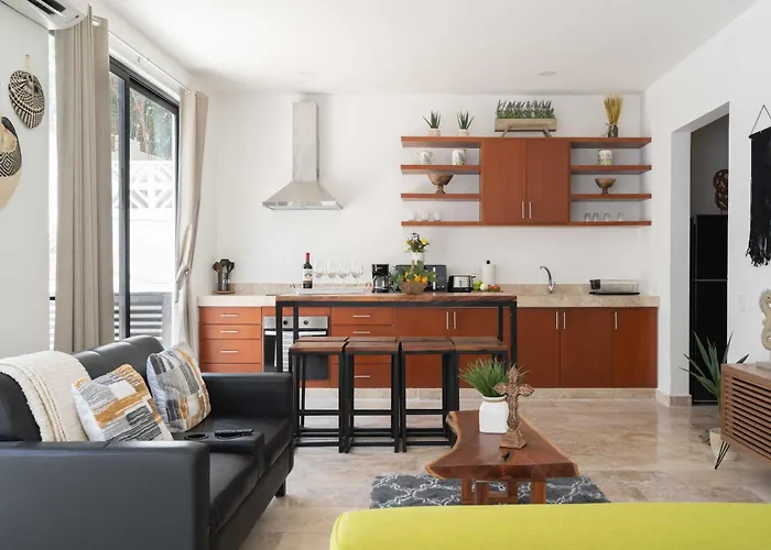Apartamento Casa Laura - - Private Townhome For 6 Guest - 3 Bedrooms - 5 Beds- Restaurant Walking Distance